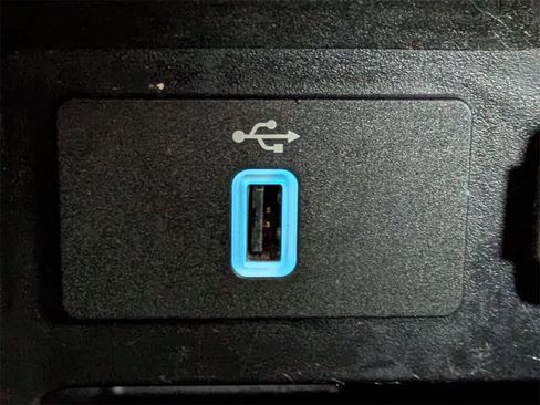 Used 2019 Ford Explorer Limited w/ Class III Trailer Tow Package image 30