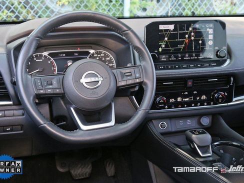 Certified 2023 Nissan Rogue SL w/ SL Premium Package image 2