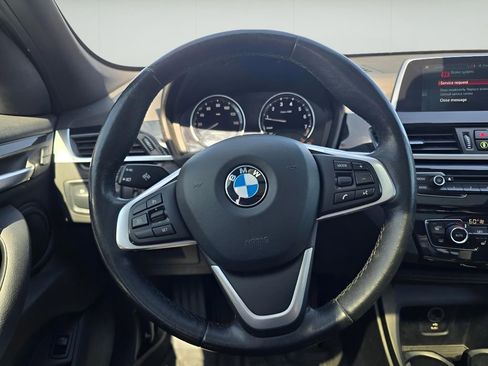 Used 2019 BMW X1 xDrive28i w/ Convenience Package AWD/4WD image 9