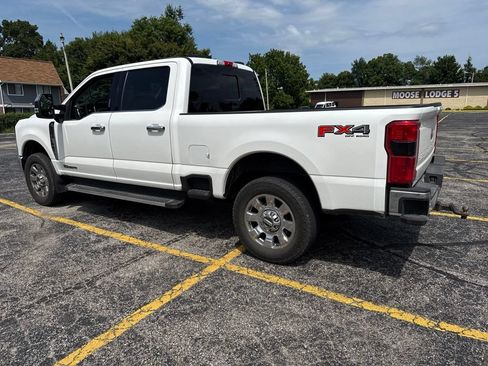 Used 2023 Ford F250 Lariat w/ Chrome Package AWD/4WD image 7