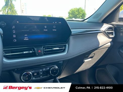 Certified 2024 Chevrolet TrailBlazer LT w/ Convenience Package AWD/4WD image 10