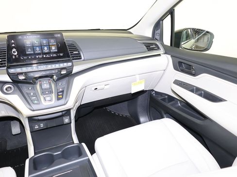 Used 2026 Honda Odyssey EX-L image 11