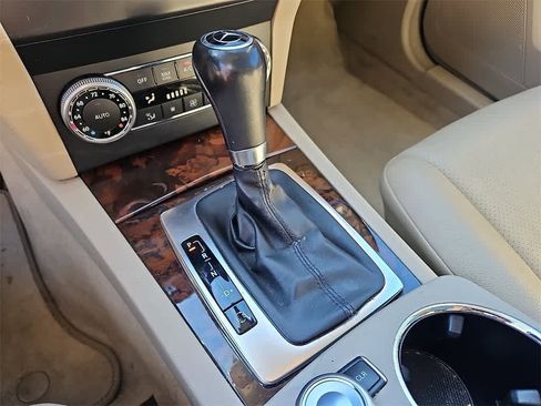 Used 2011 Mercedes-Benz GLK 350 2WD image 13