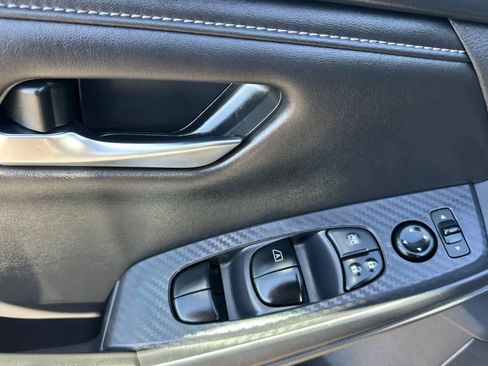 Certified 2023 Nissan Sentra SV FWD image 12