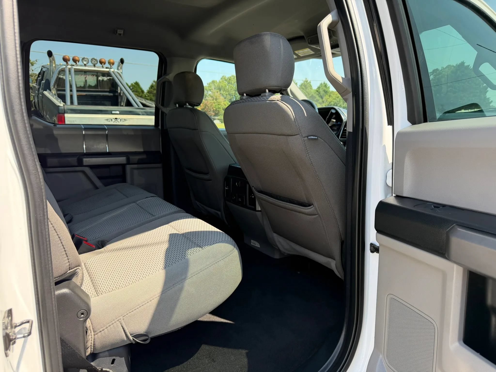 Used 2020 Ford F250 XLT w/ XLT Premium Package AWD/4WD image 20