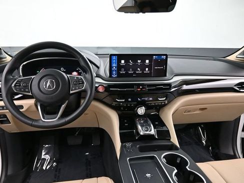 Used 2026 Acura MDX w/ Technology Package FWD image 20
