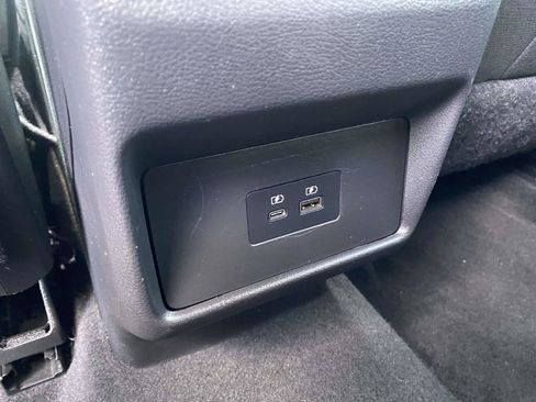 Used 2023 Nissan Rogue SV FWD image 13