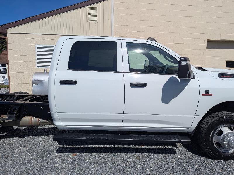 Used 2024 RAM 3500 Tradesman w/ Max Tow Package AWD/4WD image 9