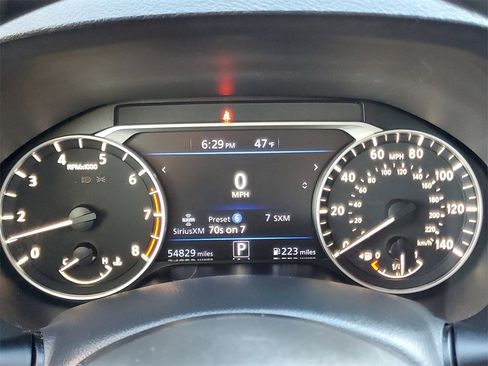 Used 2022 Nissan Altima 2.5 SV image 22