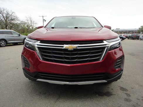Used 2022 Chevrolet Equinox LT AWD/4WD image 2