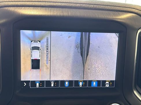 Used 2023 GMC Sierra 2500 AT4 w/ AT4 Preferred Package AWD/4WD image 42