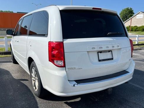 Used 2015 Dodge Grand Caravan SXT w/ UConnect Hands-Free Group image 7