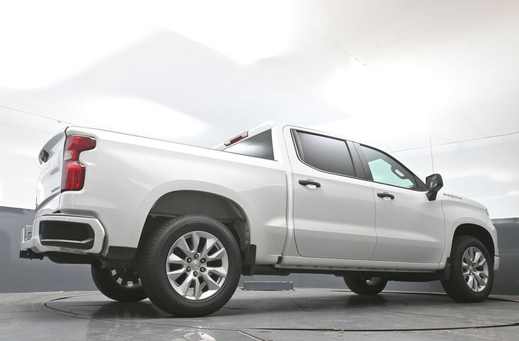 Used 2023 Chevrolet Silverado 1500 Custom AWD/4WD image 44