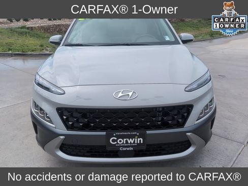 Used 2023 Hyundai Kona Limited AWD/4WD image 2