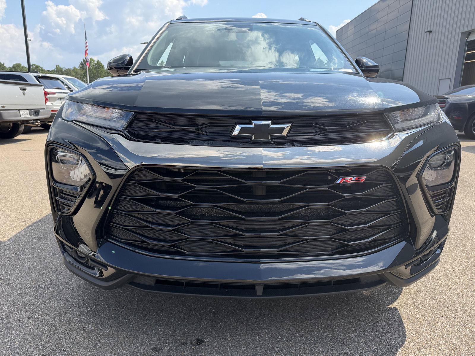 Used 2023 Chevrolet TrailBlazer RS w/ Convenience Package FWD image 25