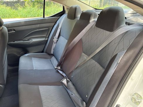 Used 2025 Nissan Versa SV FWD image 36