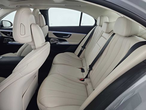 Used 2026 Mercedes-Benz E 350 Sedan image 16