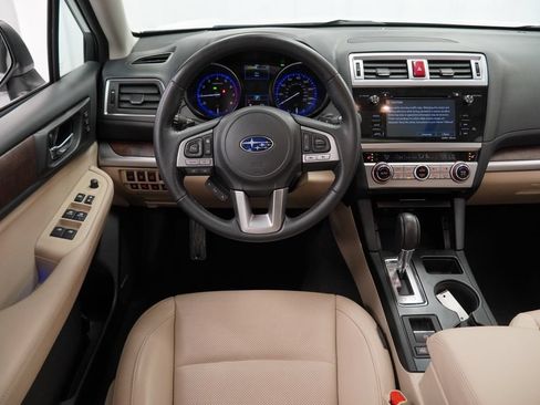 Used 2016 Subaru Outback 2.5i Limited AWD/4WD image 28