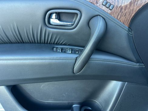 Used 2018 Nissan Armada SL w/ Moonroof Package image 10