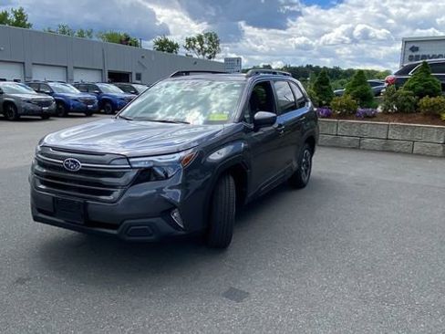 New 2026 Subaru Forester Premium AWD/4WD image 3