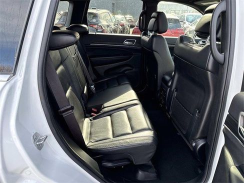Used 2020 Jeep Grand Cherokee Limited image 11
