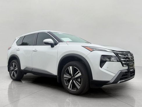 Used 2025 Nissan Rogue SL AWD/4WD image 63