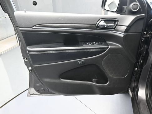 Used 2021 Jeep Grand Cherokee Limited w/ Quick Order Package 28K 80th RWD image 13
