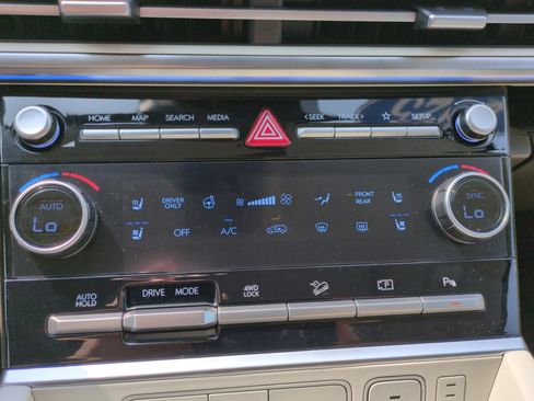 Used 2025 Hyundai Santa Fe Calligraphy AWD/4WD image 21