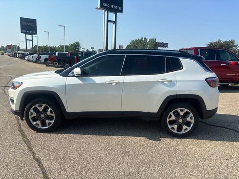 Used 2018 Jeep Compass Limited AWD/4WD image 5