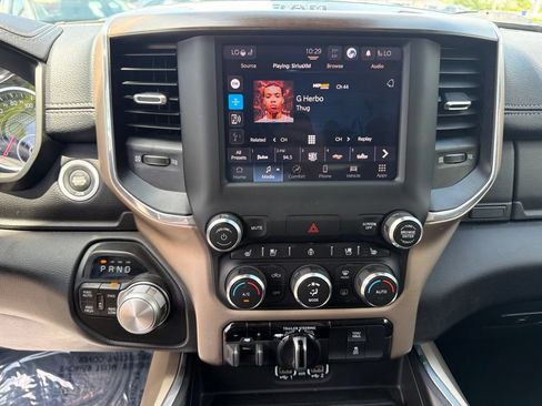Used 2022 RAM 1500 Laramie w/ Trailer Tow Group AWD/4WD image 21