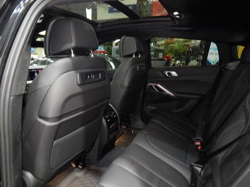 Used 2023 BMW X6 xDrive40i w/ M Sport Package image 24