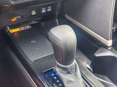 Certified 2025 Toyota Camry LE image 25