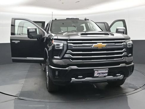 Used 2024 Chevrolet Silverado 2500 High Country w/ High Country Premium Package AWD/4WD image 57