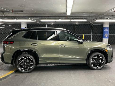 New 2026 Volkswagen Tiguan SEL R-Line image 41