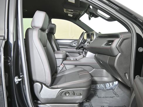 Used 2024 Chevrolet Tahoe RST w/ Luxury Package AWD/4WD image 13