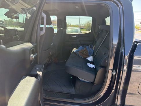 Used 2023 Chevrolet Silverado 1500 Custom image 7