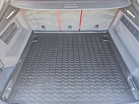 Used 2024 Audi SQ8 Prestige w/ Prestige Package image 6