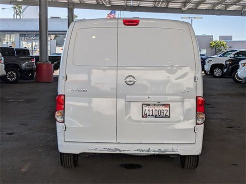 Used 2019 Nissan NV200 SV image 3