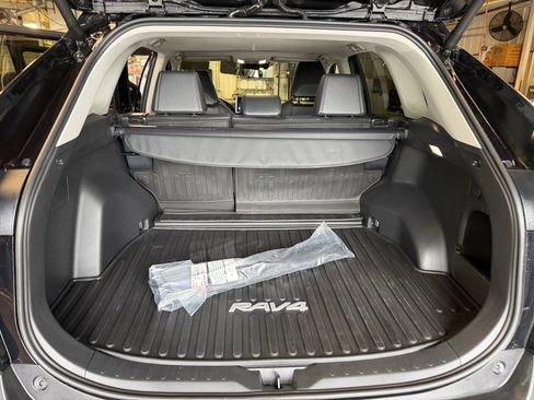 Used 2025 Toyota RAV4 XLE Premium w/ Weather Package AWD/4WD image 19