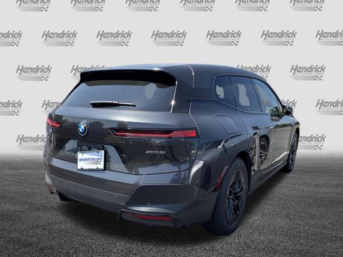 Used 2023 BMW iX xDrive50 w/ Premium Package AWD/4WD image 10