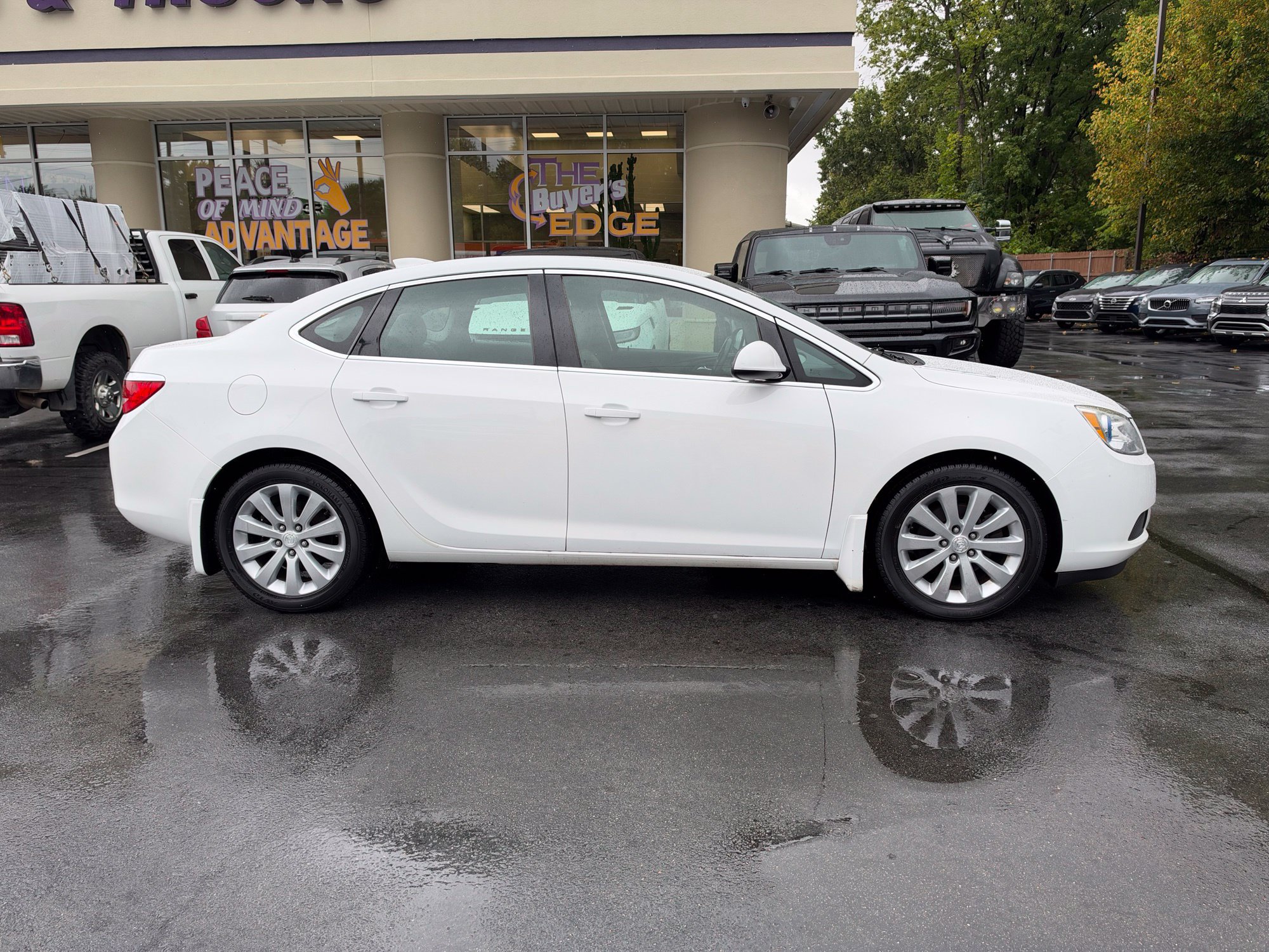Used 2016 Buick Verano w/ Comfort Package FWD image 7