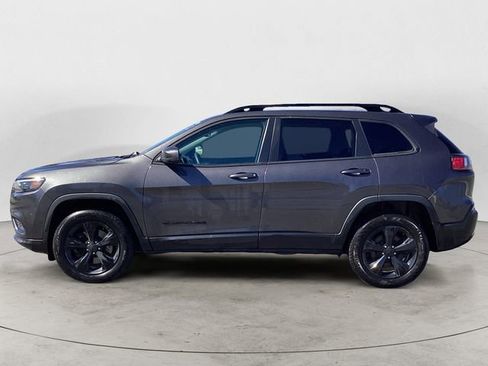 Used 2021 Jeep Cherokee Latitude Plus image 2