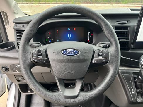 New 2026 Ford Transit 250 Base image 17