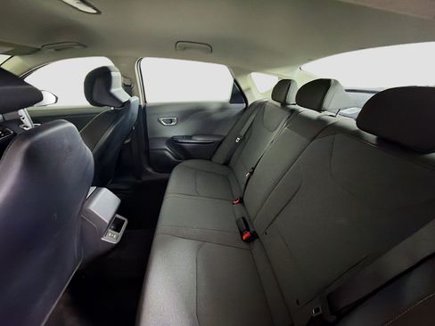 Used 2025 Kia K4 FWD image 26