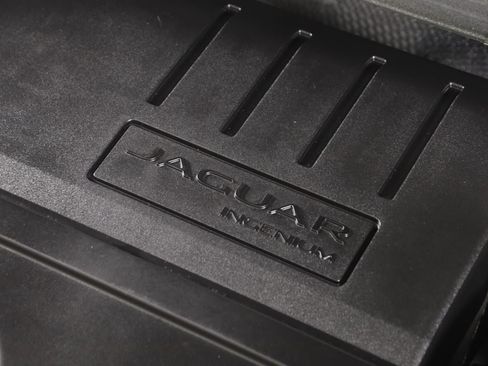 Used 2022 Jaguar E-PACE SE AWD/4WD image 19