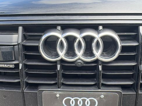 Used 2024 Audi Q7 3.0T Prestige AWD/4WD image 8