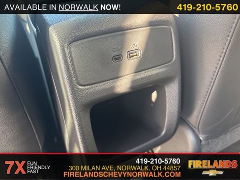 New 2025 Chevrolet Trax LT w/ Sunroof Package image 34