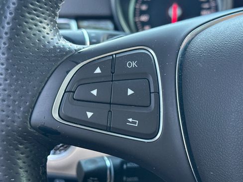 Used 2017 Mercedes-Benz GLE 350 4MATIC image 31