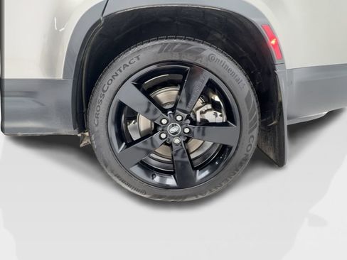 Used 2024 Land Rover Defender 130 S AWD/4WD image 11