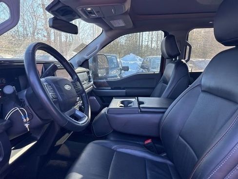 Used 2024 Ford F250 Lariat w/ FX4 Off-Road Package image 4
